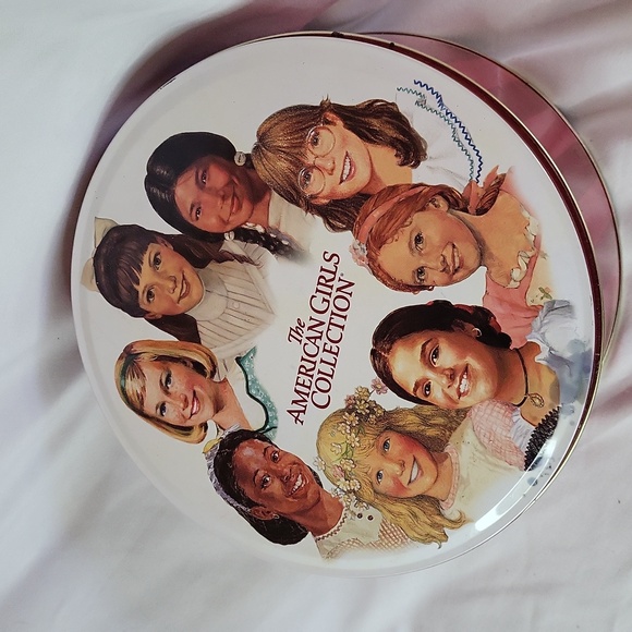 American Girl Pleasant Company Hallmark 2003 Tin Round Box 8" - Picture 5 of 14